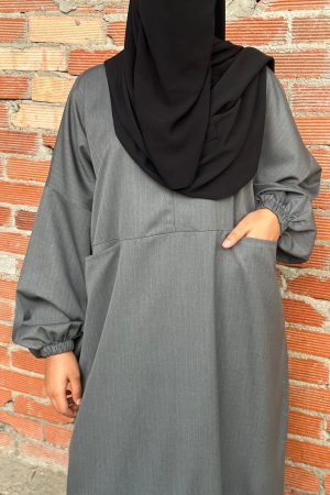 ABAYA SYRINA Gris foncé à rayure (NEW)