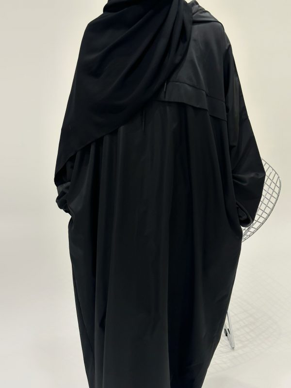 Abaya Imperméable noire – Image 4