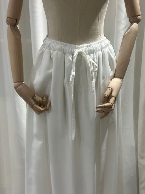 JUPE BLANCHE EN LIN