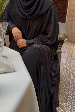 POLA plissé à motif noir